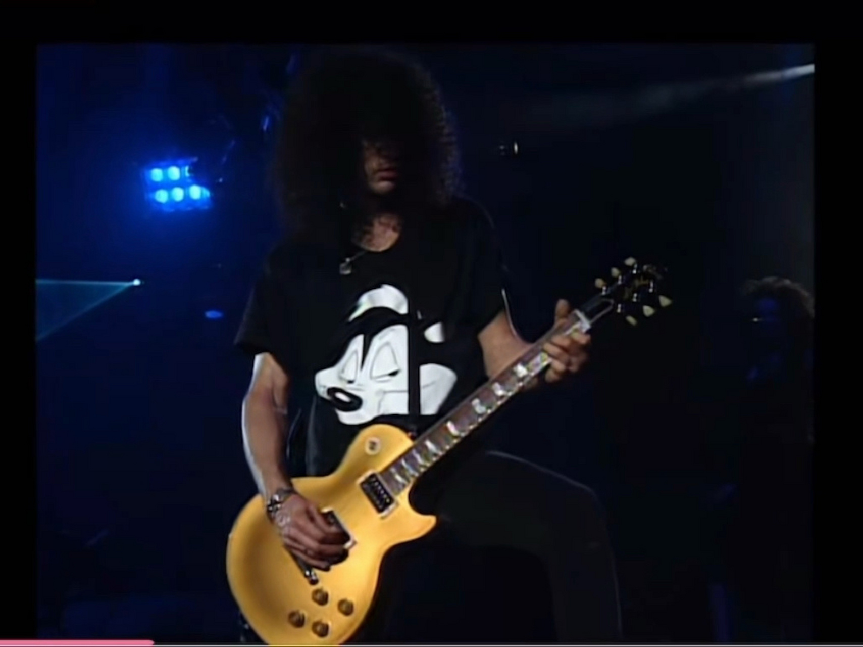 枪花乐队《dont cry》高清回忆杀