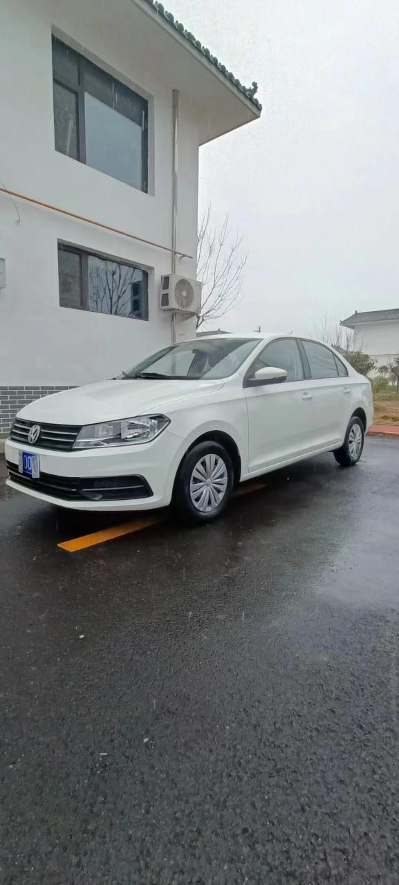 最新上架21年的桑塔纳手动挡,1.