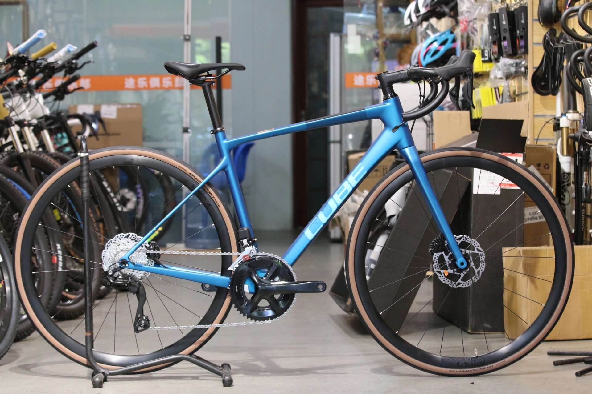 环法品牌 性价比最高公路车 2023 cube attain gtc slx碳纤维公路车