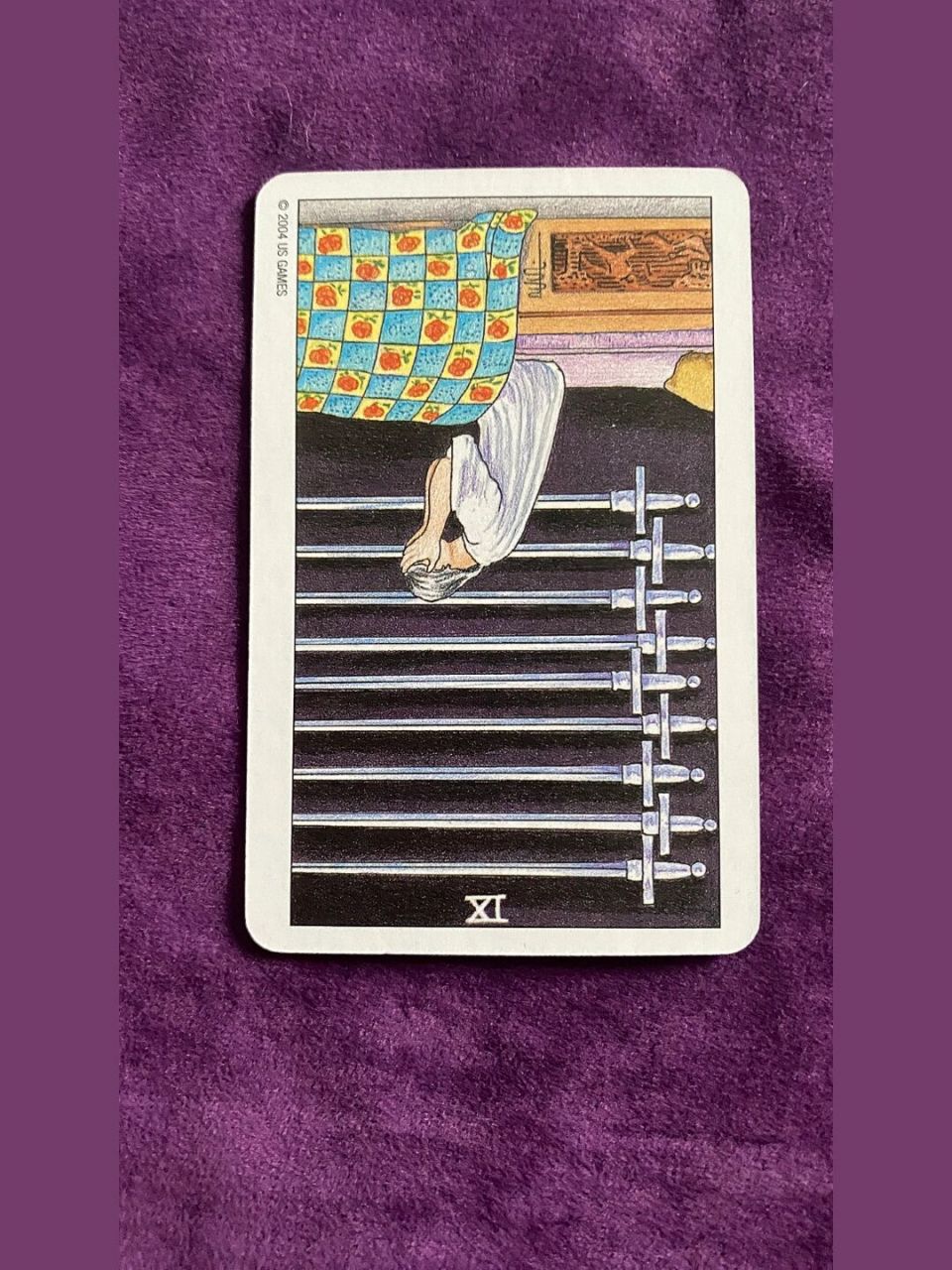 15 牌面:宝剑九逆位 元素:风 逆 关键词:怀疑,猜忌,难过,烦躁,不安