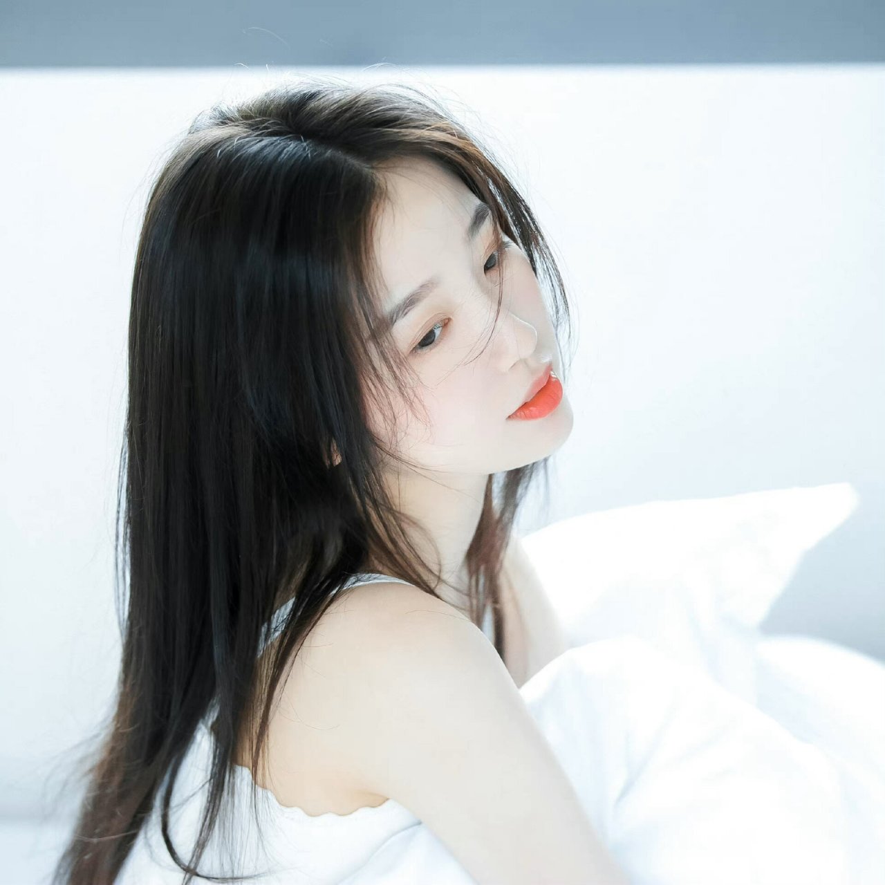 虞书欣氛围感头像|虞书欣可爱头像9615 18组欣欣子超有氛围感头像