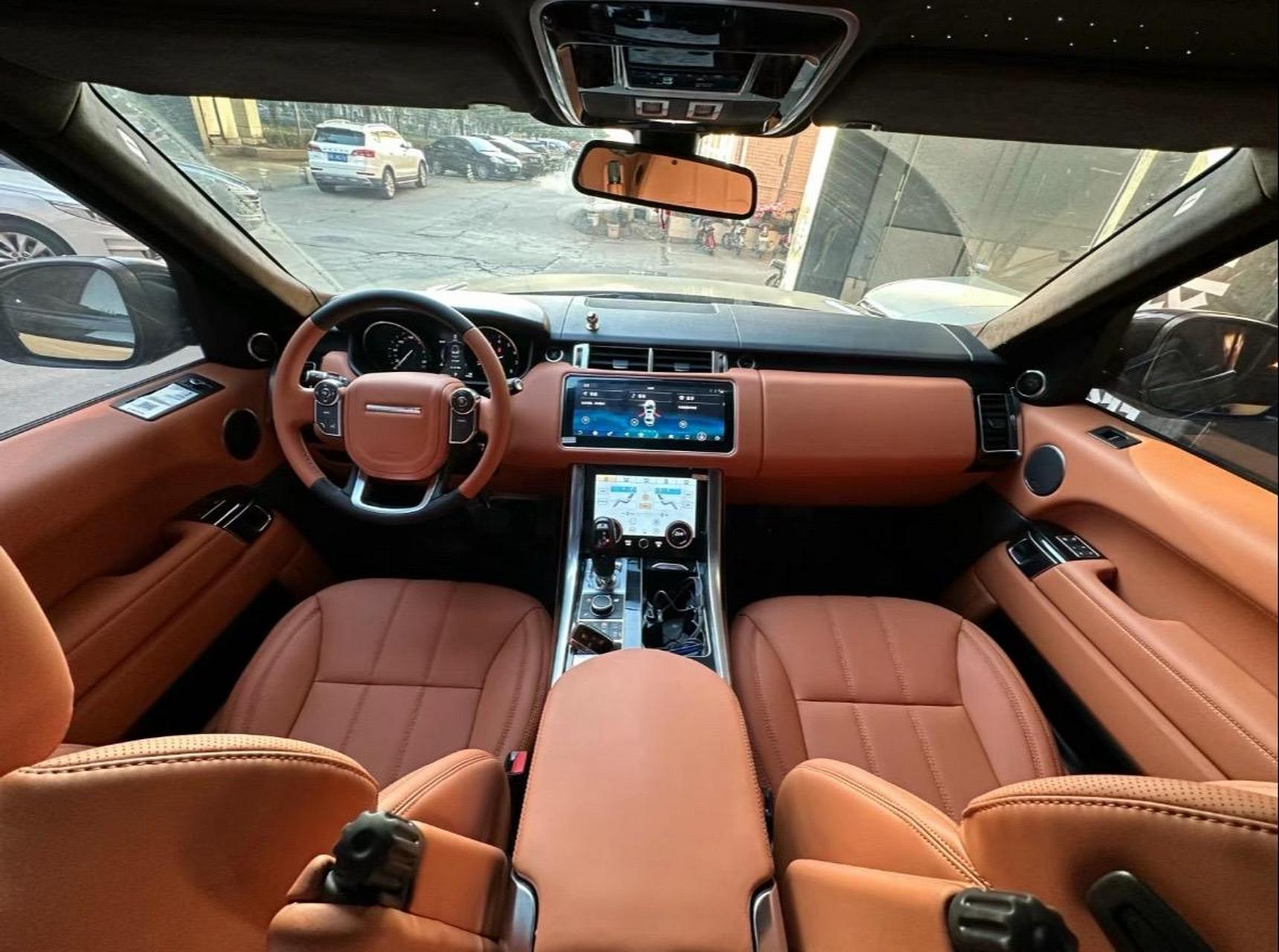 73路虎揽胜——棕内 星空顶!氛围感一级棒.