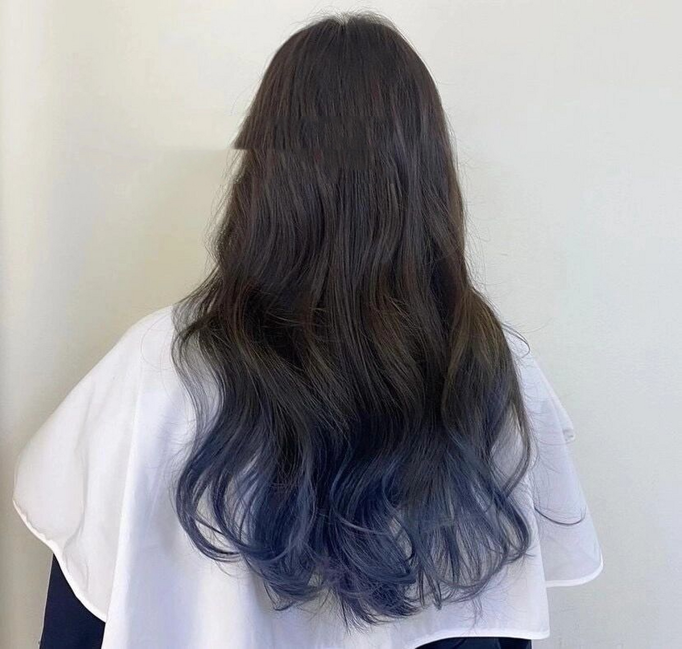 2023流行发色蓝灰渐变发尾染太好看了 太好看了,一定不能错过这款