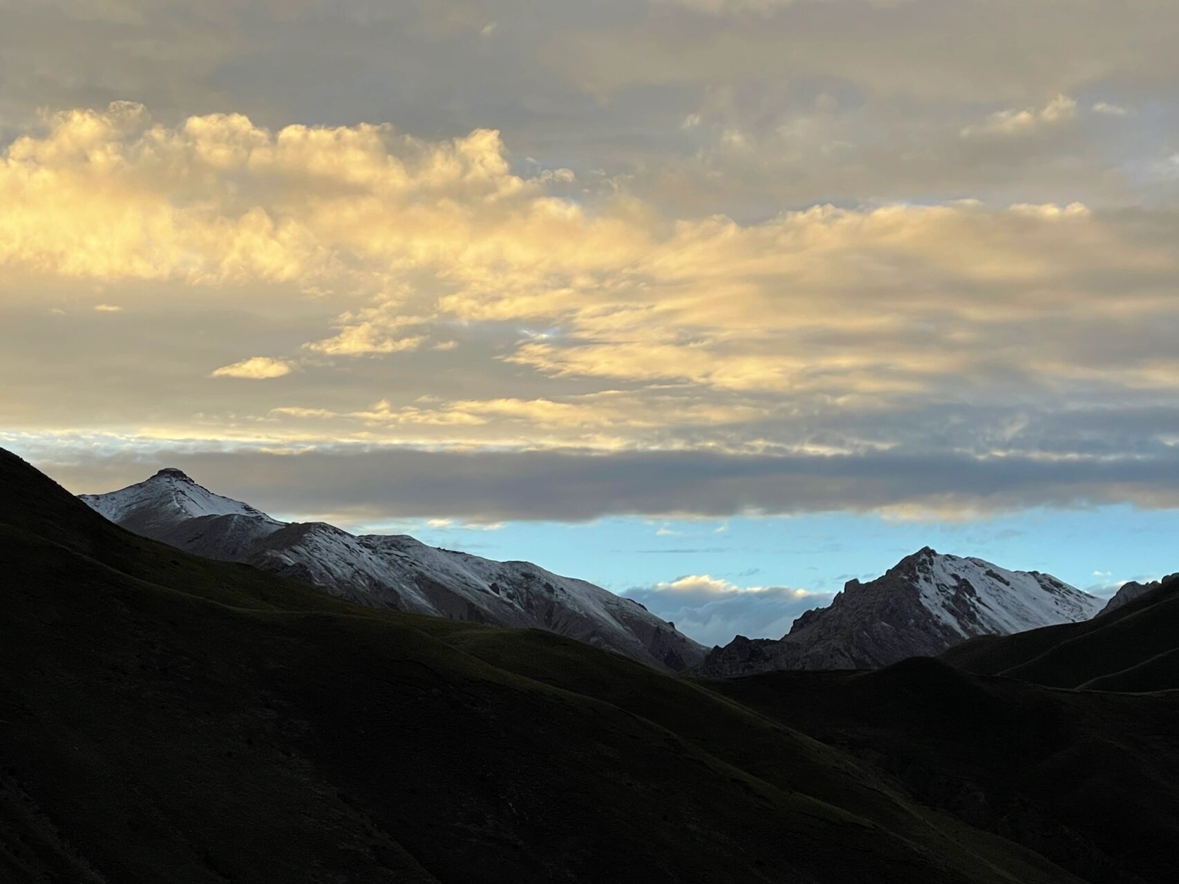 分的感悟 很喜欢山顶的日落黄昏,治愈且温暖,也喜欢这让人心动的风景