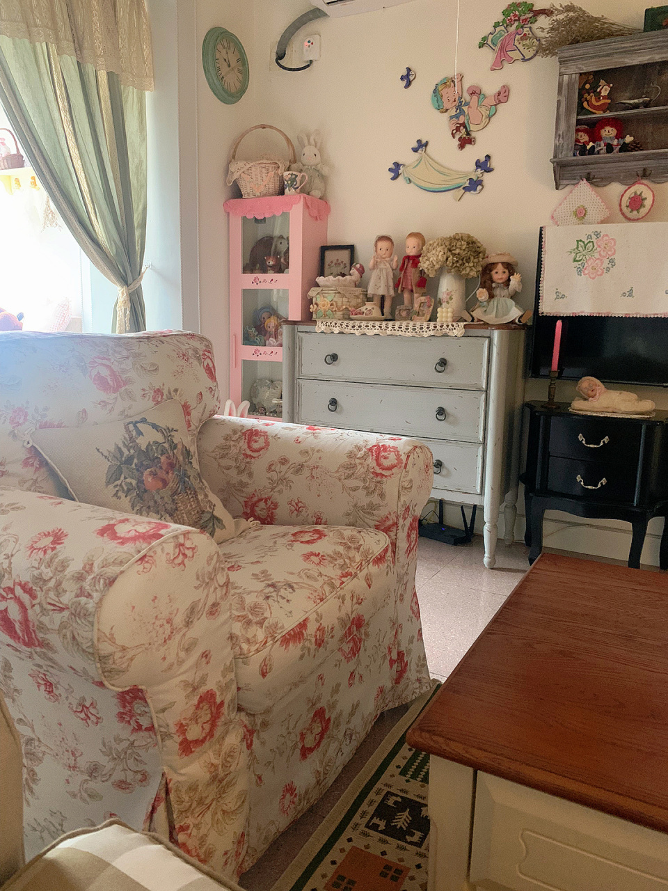 不得不说,宜家爱克托沙发真香! 软硬适中,价格又便宜!