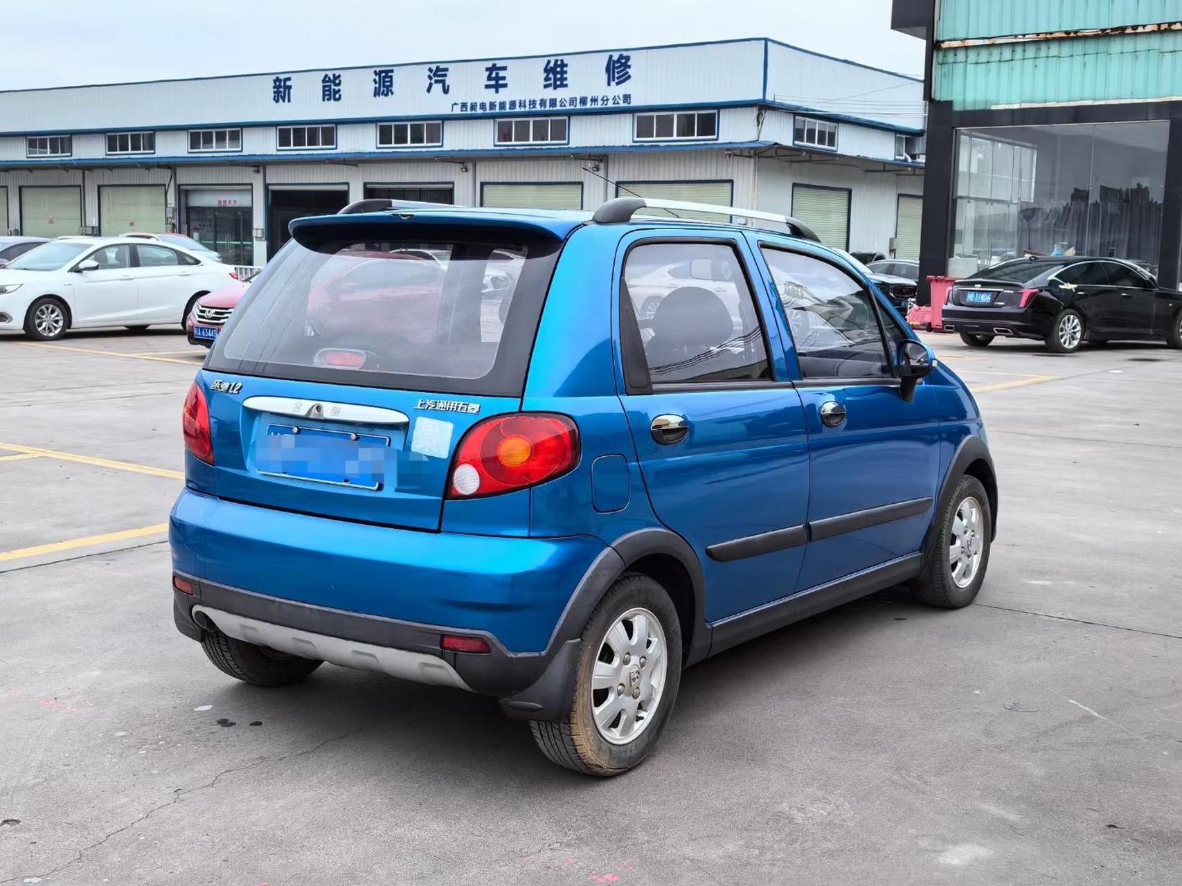 雪佛兰乐驰1.2排量运动版