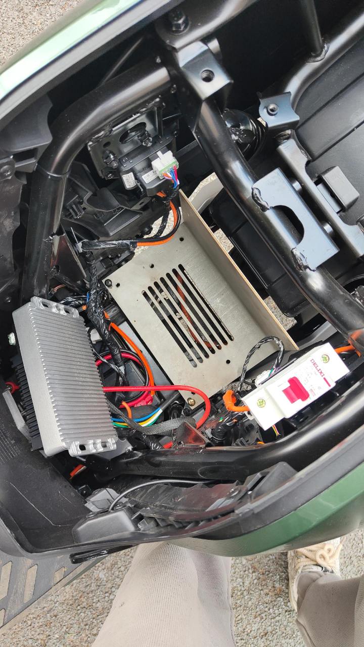 小牛nxt, 远驱控制器