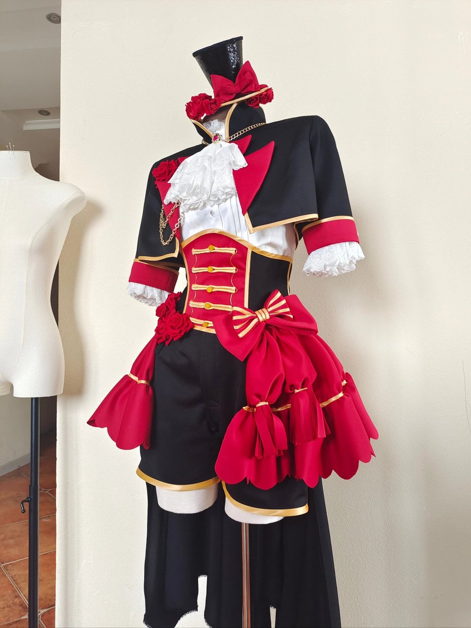 霓羽阁私制 | 黑执事夏尔cos展示 同人小礼服定制仅展示 单主太太找