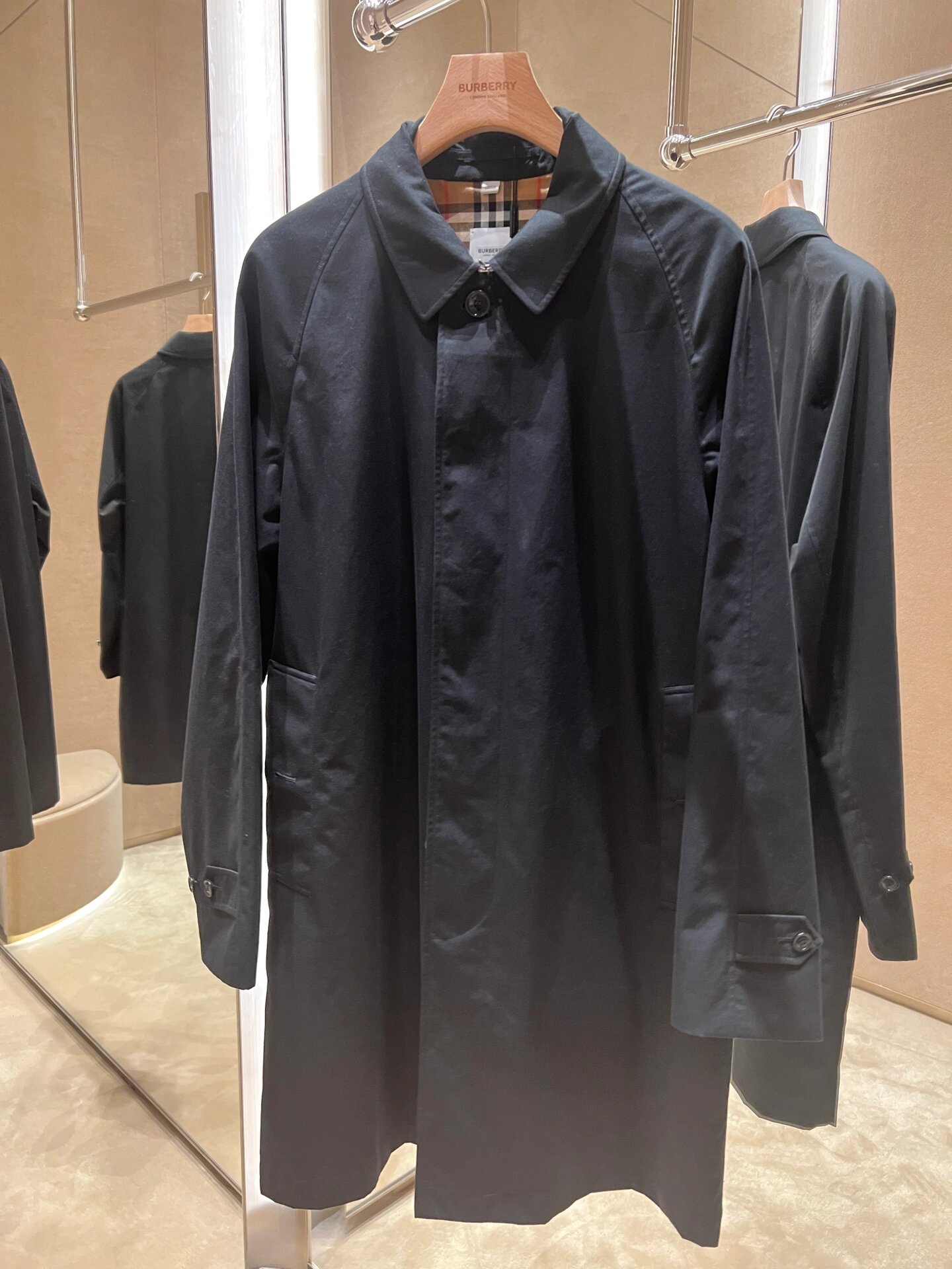 burberry经典款男士风衣