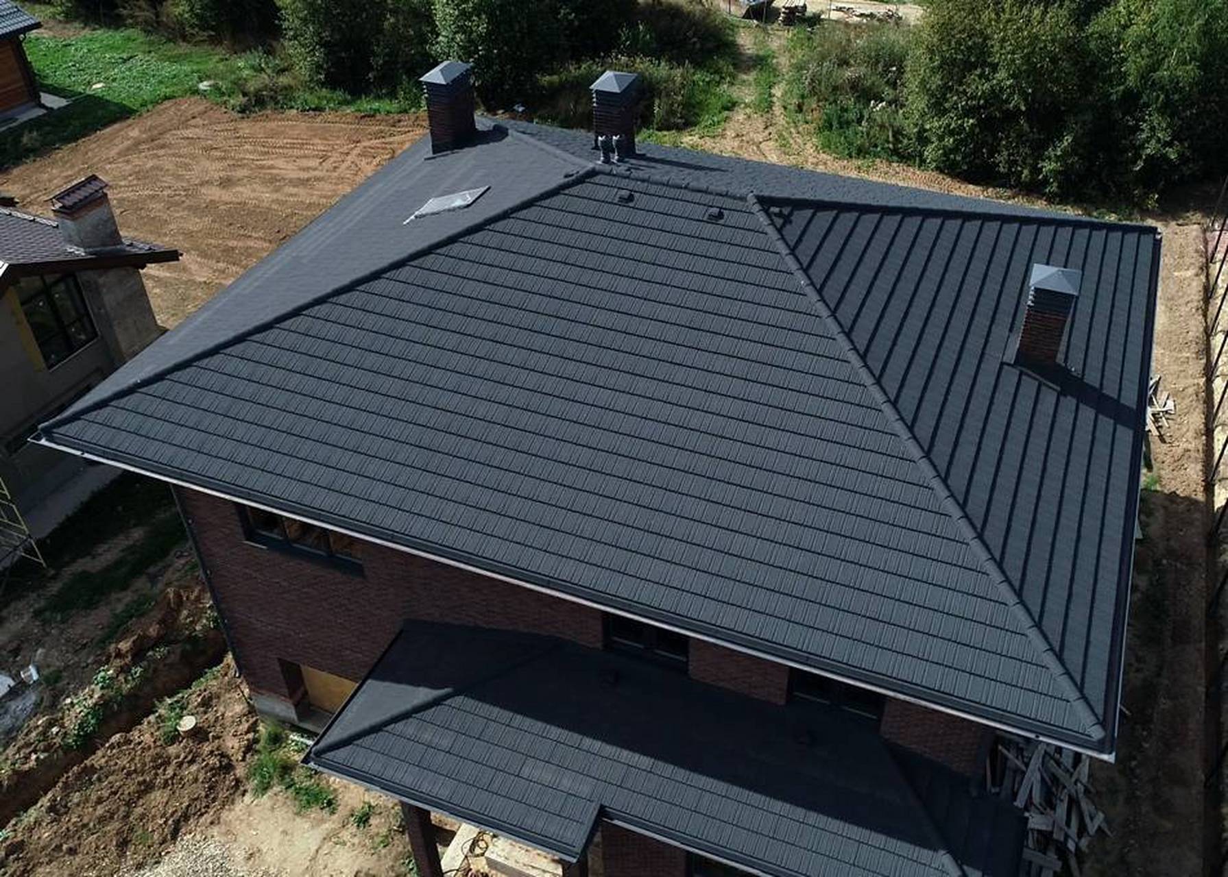 彩石金属瓦作为新型屋面,都有什么优势特点 彩石金属瓦是一种新型的