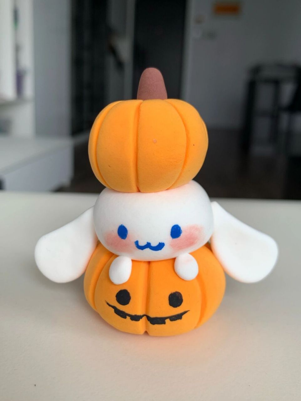 看着有点难,但真的是我捏的黏土里算很简单的,真的是有手就能做系列.