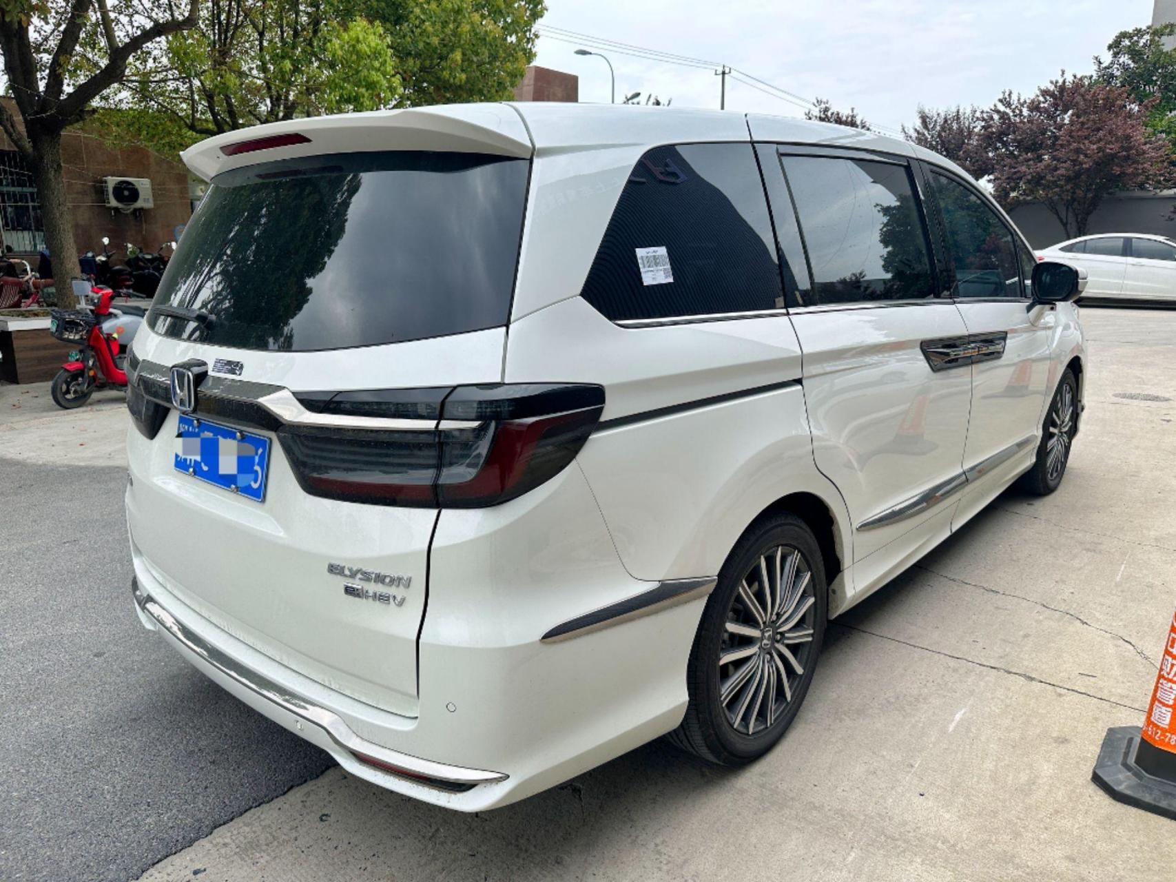 2022款本田艾力绅2.0l e:hev豪华先享版 23.