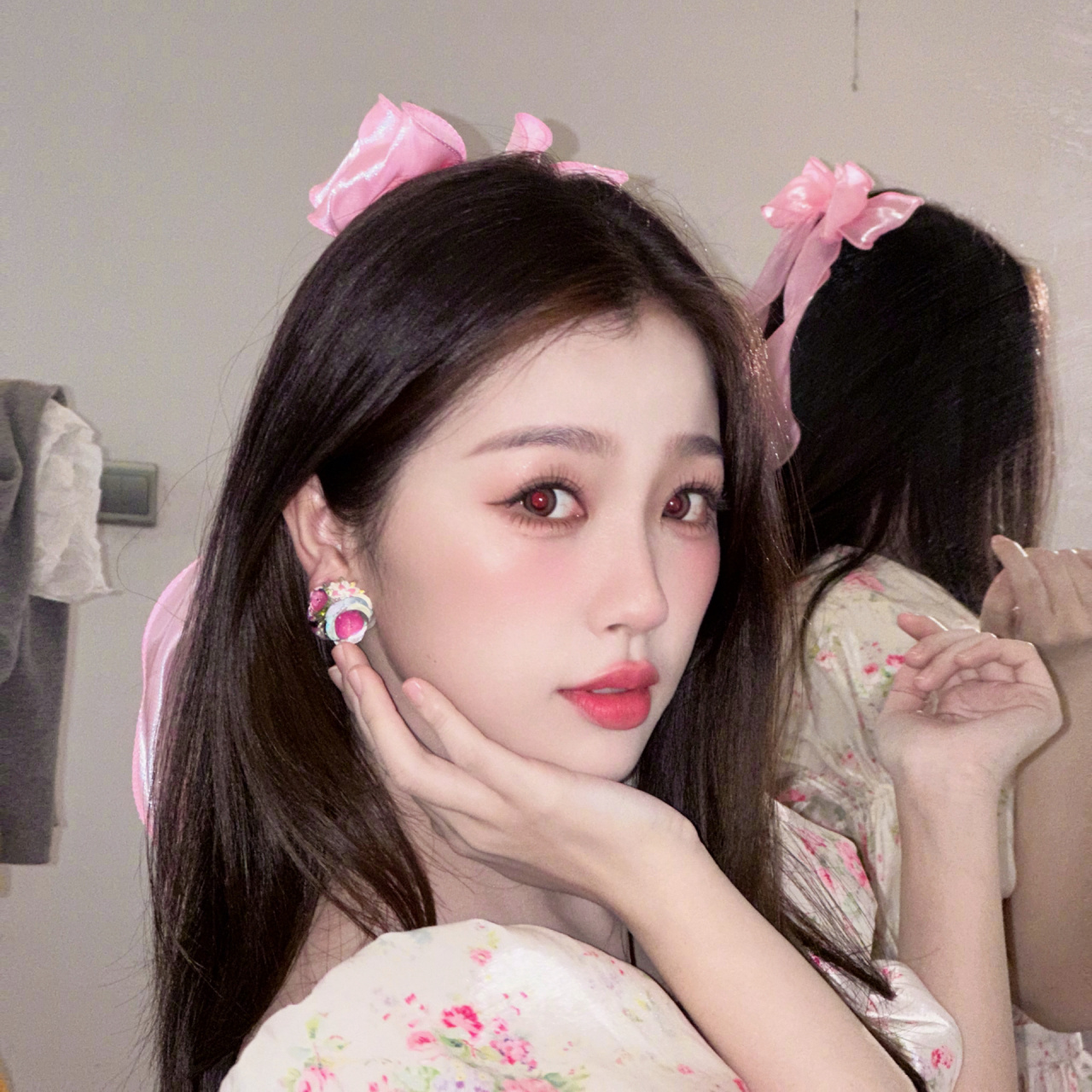 虞书欣招桃花头像9594 今天是绝美的美汁源代言人欣欣子喔!