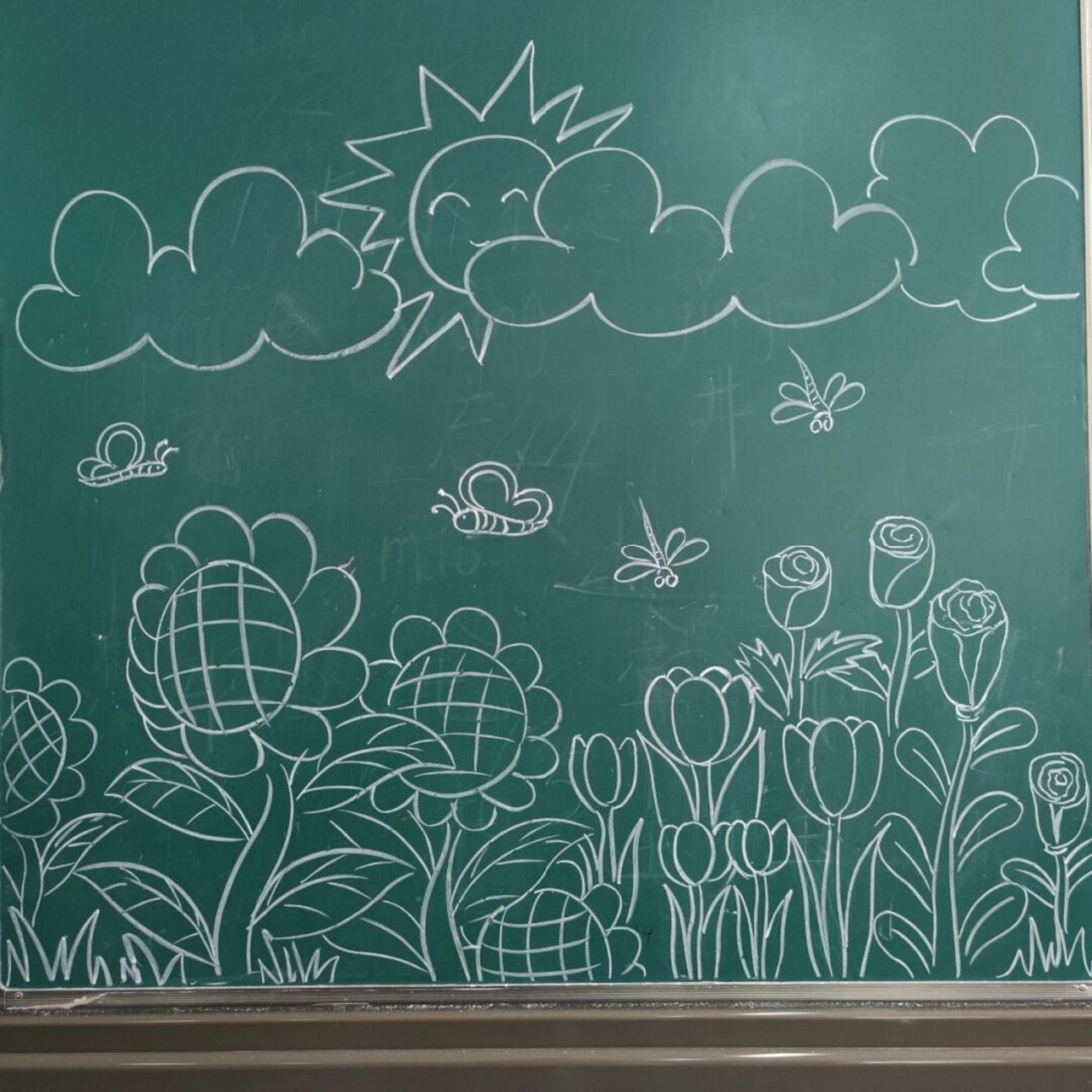 人美版|小学美术|第二课《长呀长》|黑板画 #简笔画# #画个简笔画