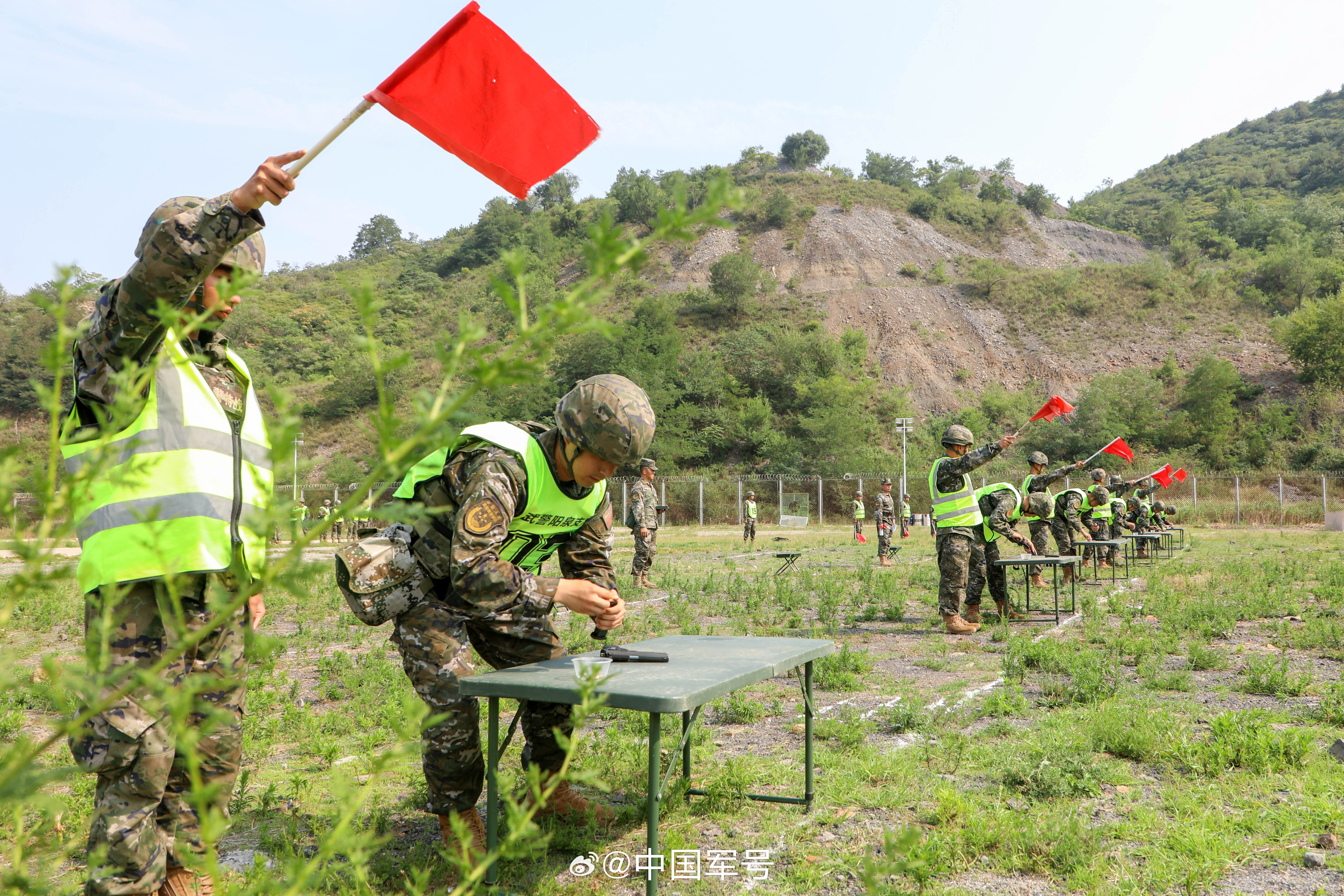 武警军体运动会热血对决#】近日,武警山西总队阳泉支队2024年军事