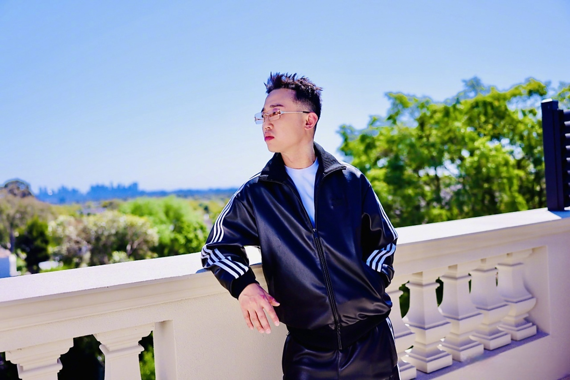 gai周延 和 布瑞吉_bridge 不仅成功追星周杰伦,还和他一起录制了说唱