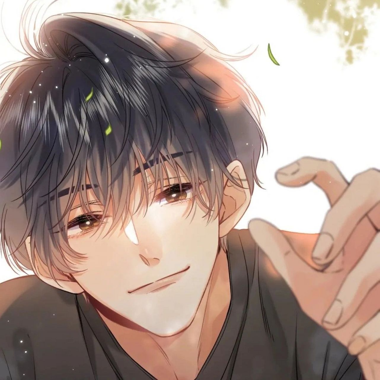 《偷偷藏不住》漫画 段嘉许 头像 耶!段老狗真的太帅了!