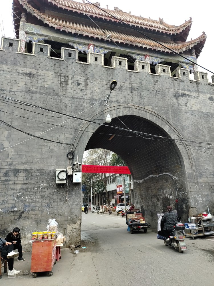 南城门是新野县第一批历史建筑