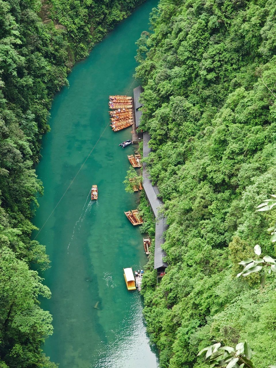 今日恩施屏山大峡谷一天经历阴天晴天降雨 来恩施之前看天气预报一直