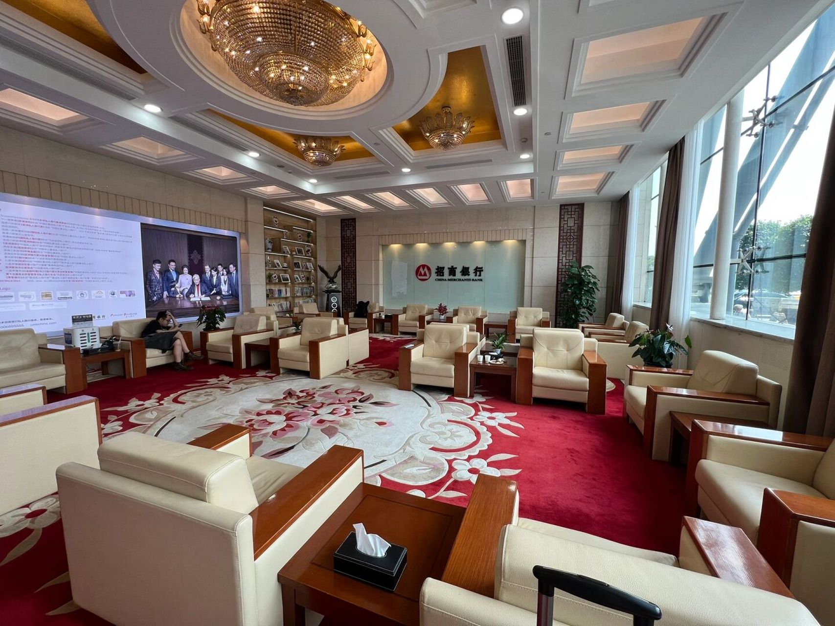 济南机场贵宾室,手里的金葵花卡又香了 快速值机 不排队 免费甜品饮料