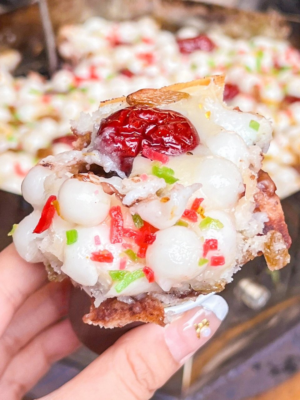 苏州旅游必打卡美食|江南最浪漫的小吃 热乎乎糯叽叽的梅花糕,是多少