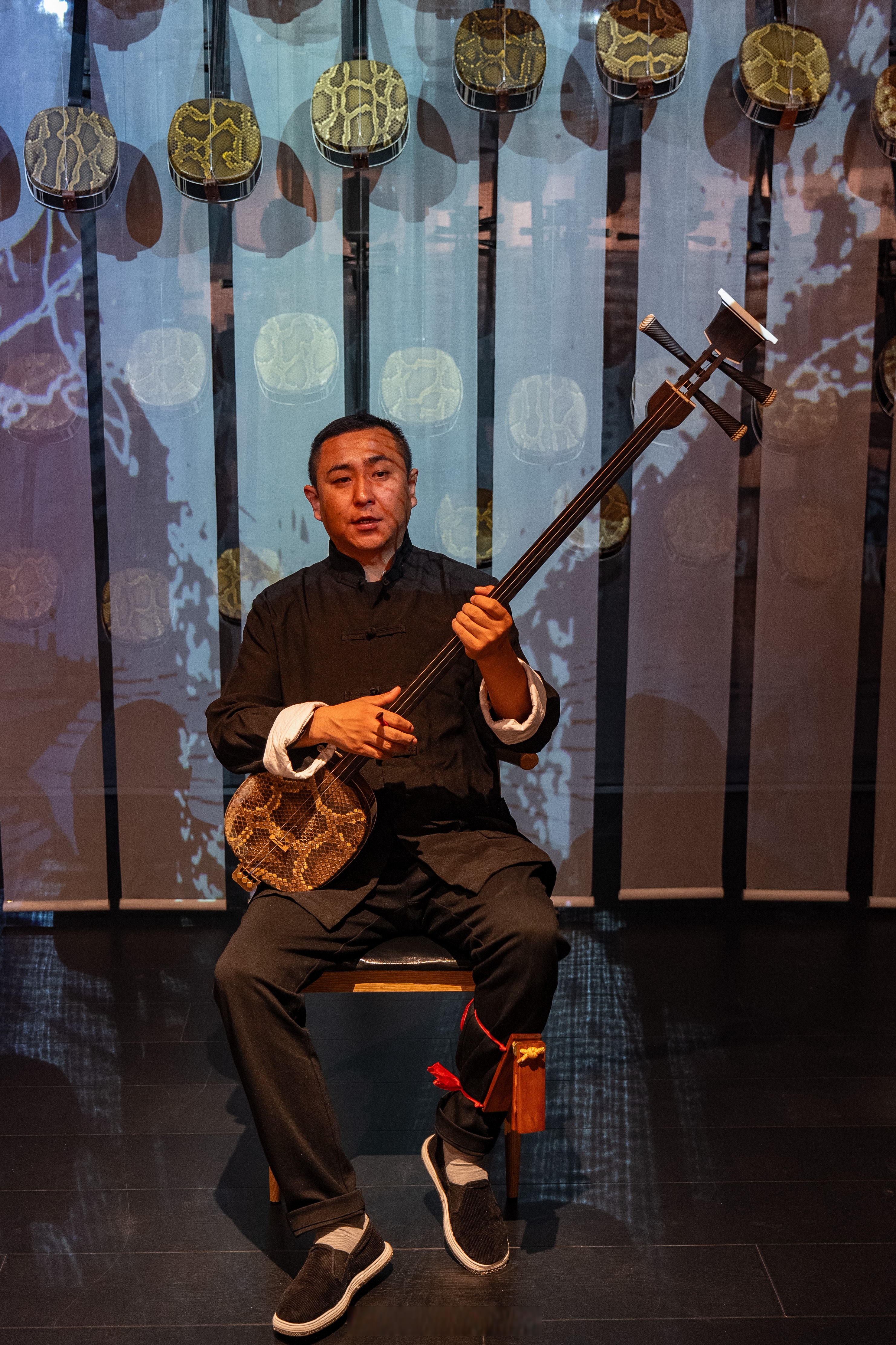 走进陕北民歌博物馆,原以为只是寻常展览,却被"千年老根黄土里埋"的