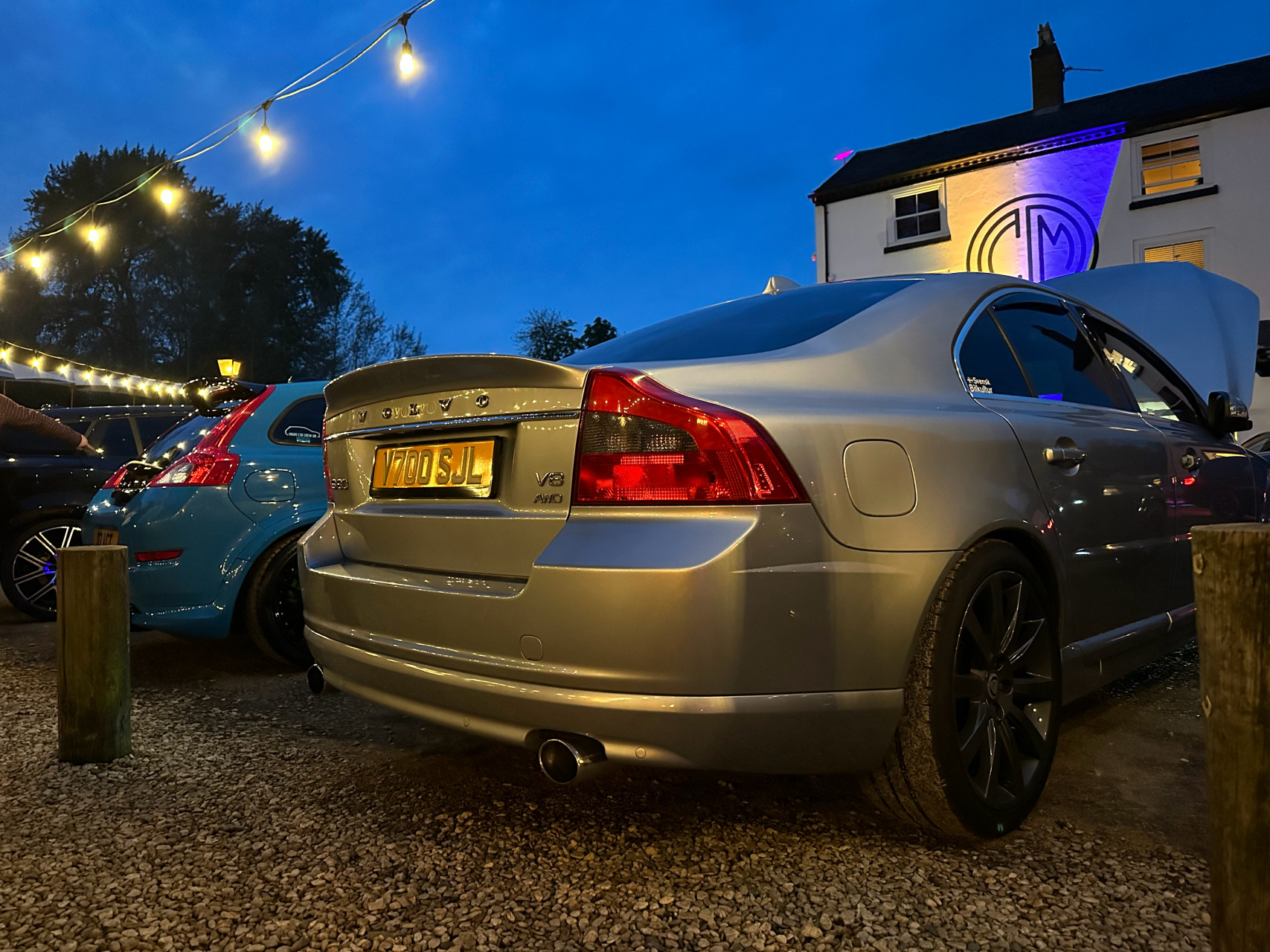 沃尔沃s80 v8 awd,雅马哈的4.