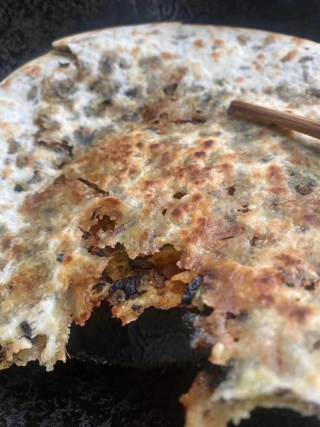 早餐推荐03秋莲妈妈梅干菜饼梅干菜饼 薄薄的饼皮 农家梅菜 香酥脆