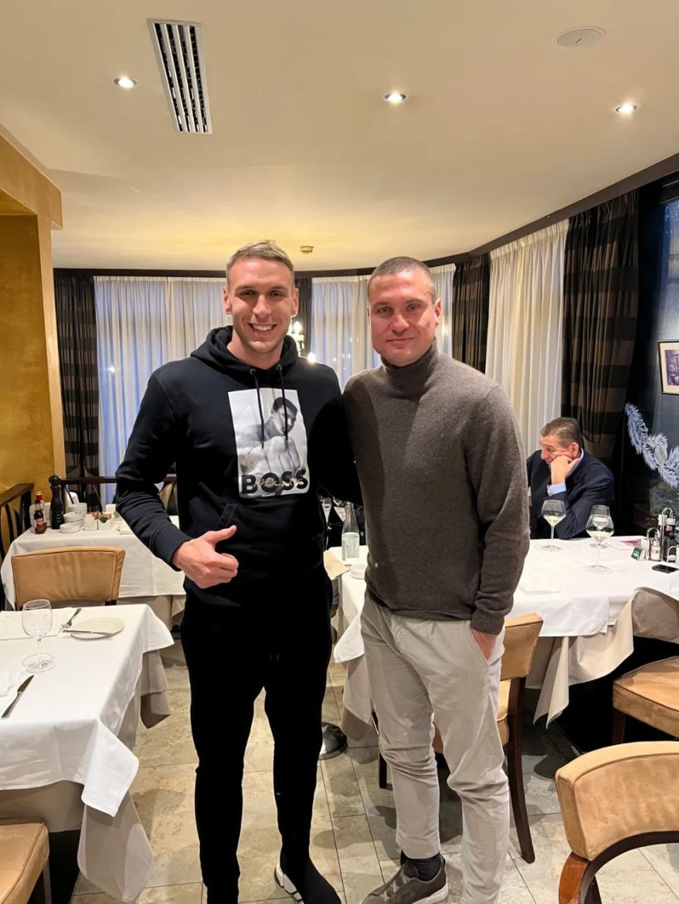 【视维迪奇为偶像的他,正等待国足的归化邀请】  梅州客家队的