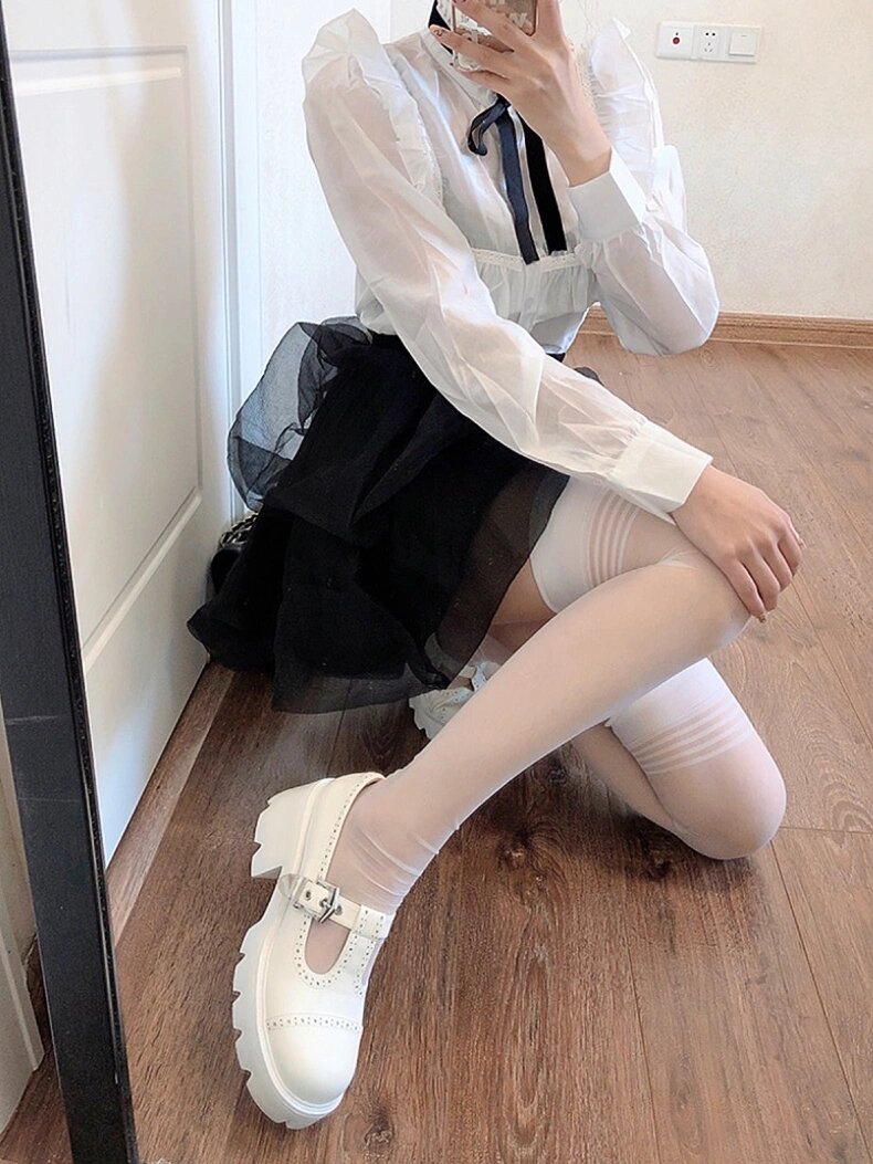 白丝过膝袜夏季萝莉lolita白丝袜女日系jk 第一次穿过膝袜好显腿长啊