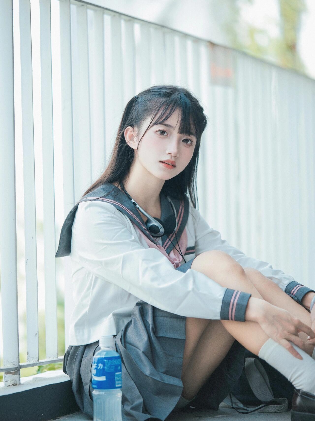 今年25了 还是一样喜欢水手服 jk女孩上线 jk制服日常 元气少女