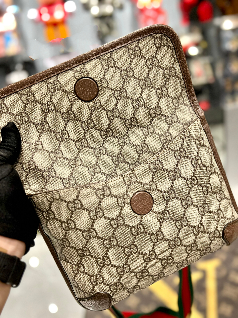 gucci古驰双面虎头包,一眼迷上,太百搭了 96gucci虎头腰包真的太