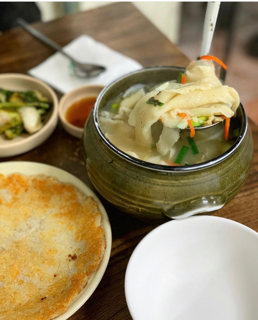 韩国美食|100块吃遍景福宫米其林推荐餐厅 米其林2020年推荐餐厅,位于