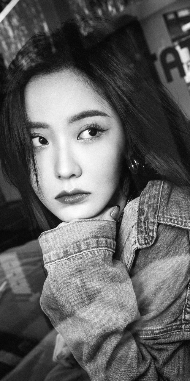 王艺瑾复古质感写真壁纸