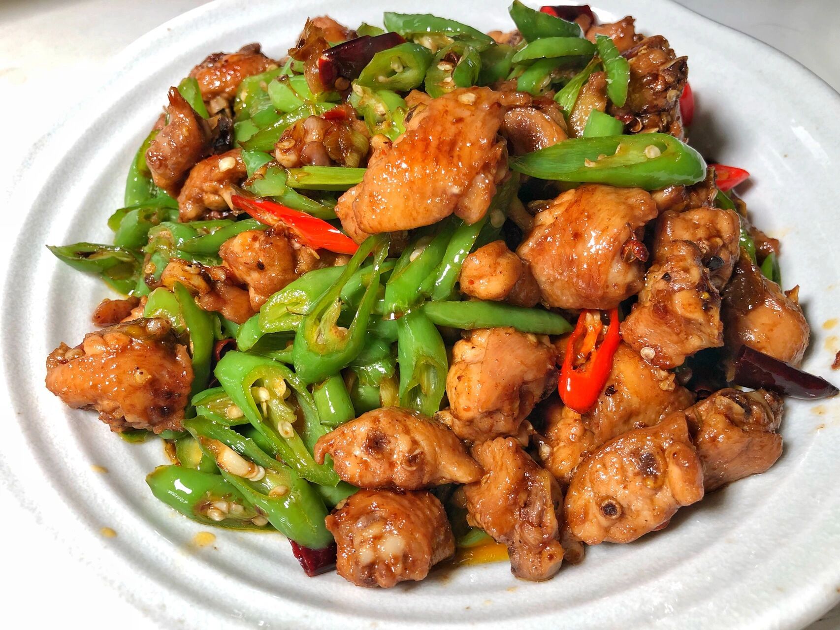 今天我这个"青椒炒鸡"炒的太成功了,超级下饭 	 做法来啦!