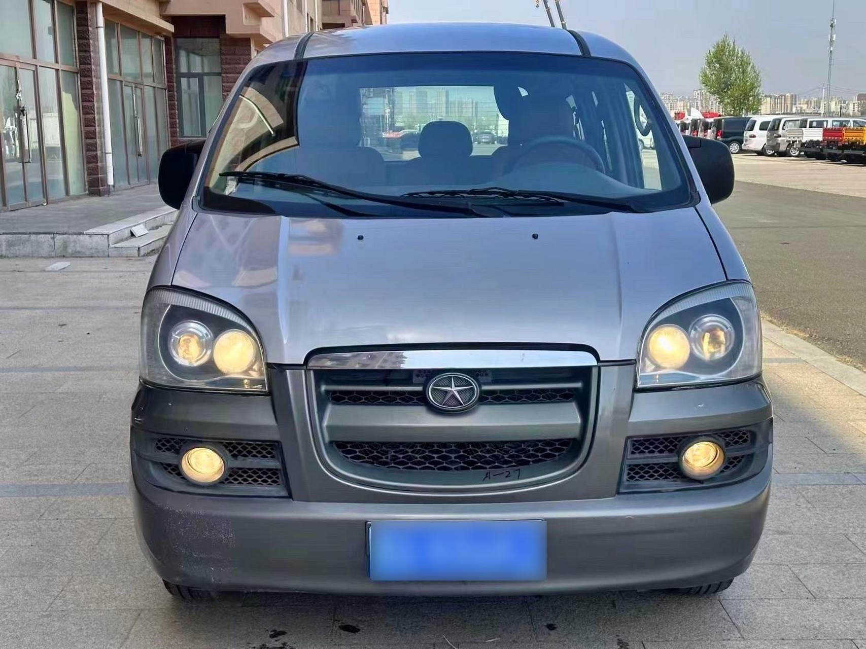 瑞风祥和 13年2.4八座长轴 车况好无事故