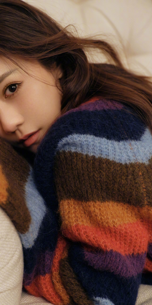 刘芸《男人装》新刊女郎写真壁纸