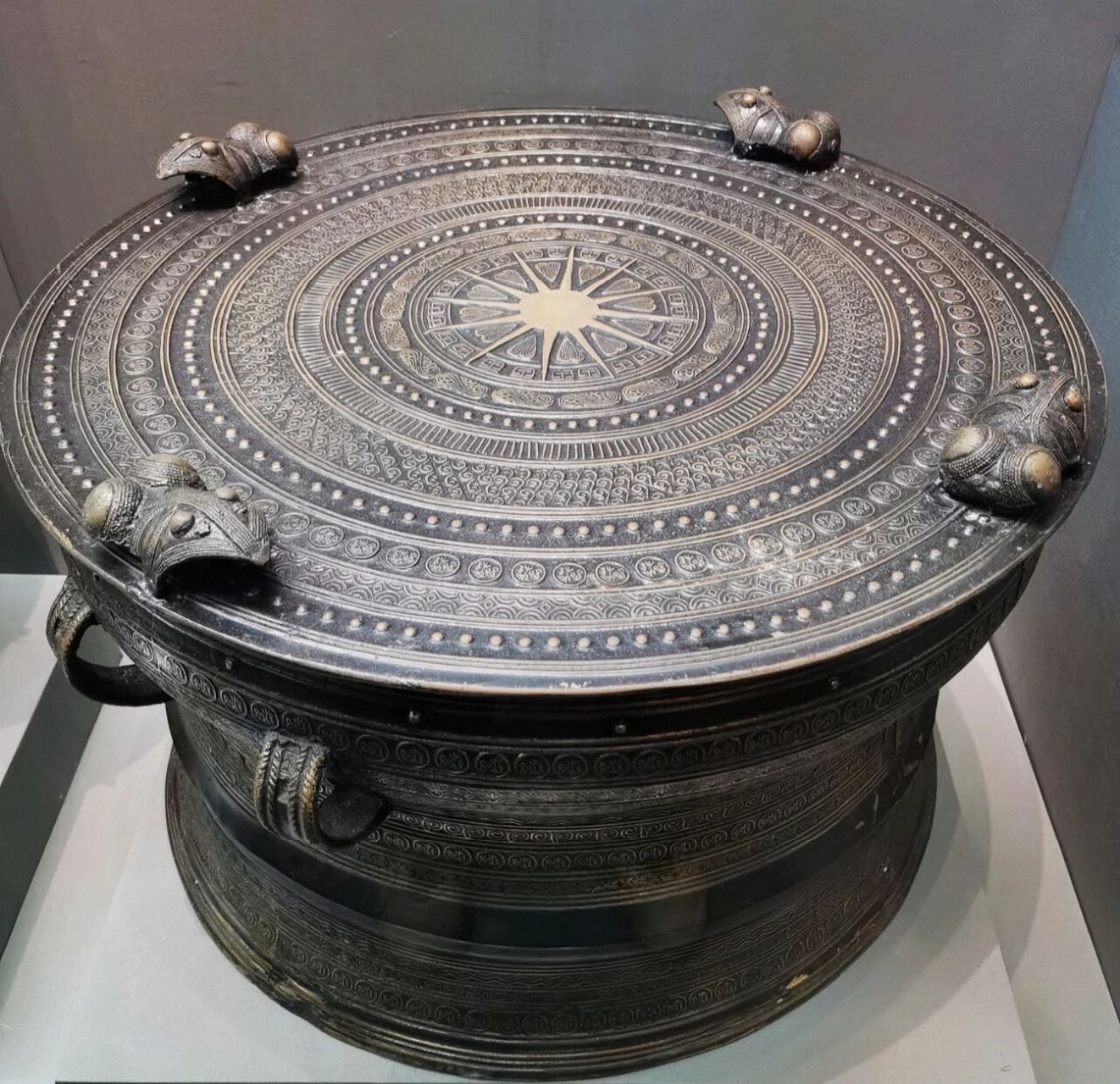 在广西民族博物馆感受珞越鼓韵和八桂风情 在广西民族博物馆感受珞越