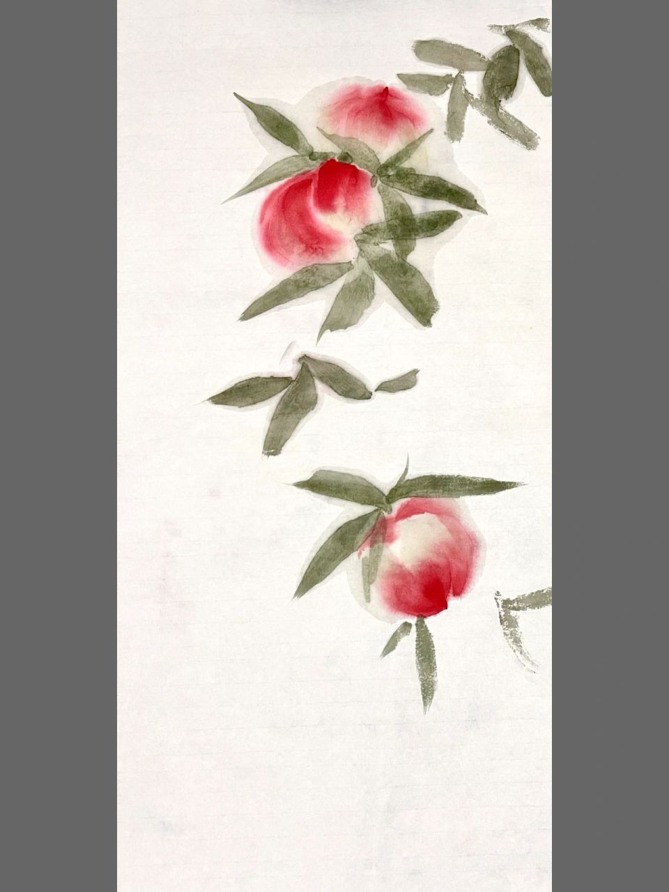 写意国画桃子(一至三年级) 首先:本节课我们用到的颜色都有,曙红花青