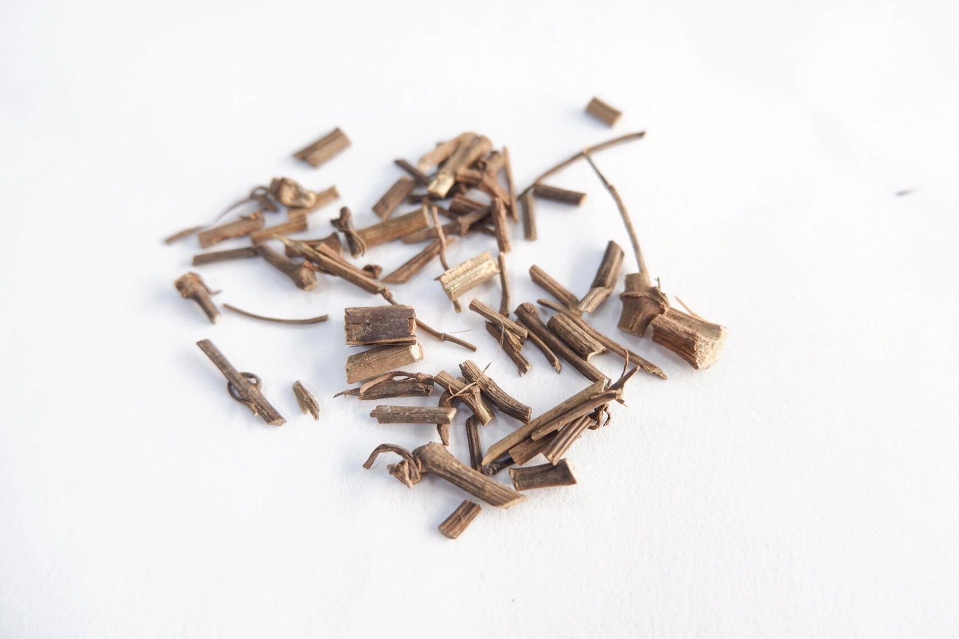 祛风湿海风藤-每日懂一味中药材 海风藤 海风藤祛风湿,胡椒科植物藤的