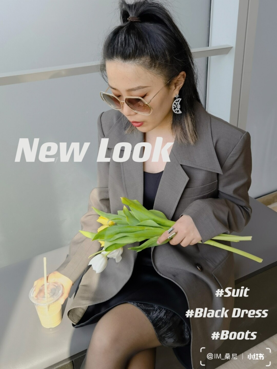总觉得黑丝太显性感风尘, 去年末就看到了好多欧美博主分享的西装黑丝