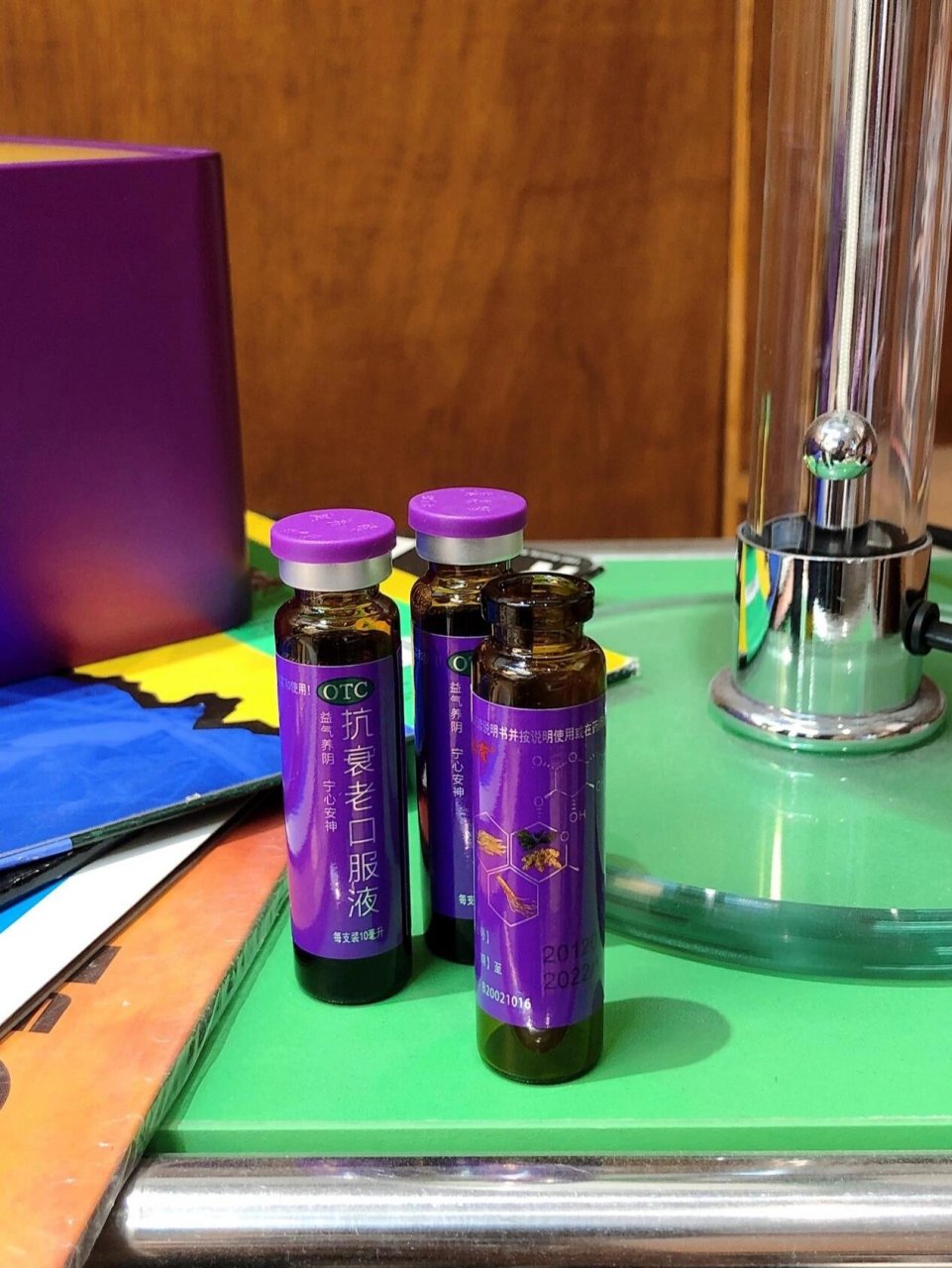 妈妈更年期必备 抗衰老口服液改善更年期症 67妈妈以前脾气很好,跟