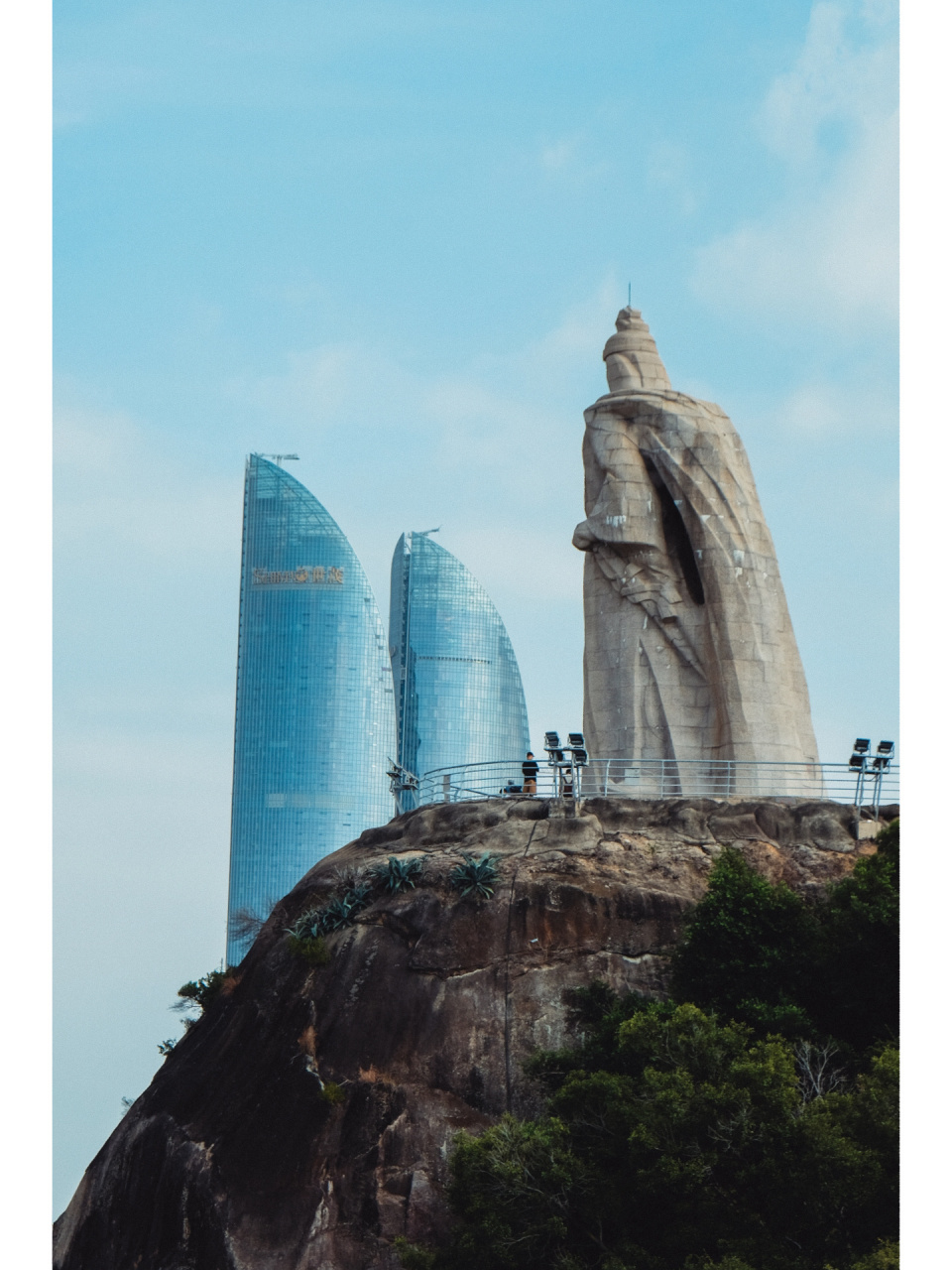 这些年拍过的双子塔 p1p2:鼓浪屿郑成功雕像 p3:鼓浪屿日光岩 p4p5