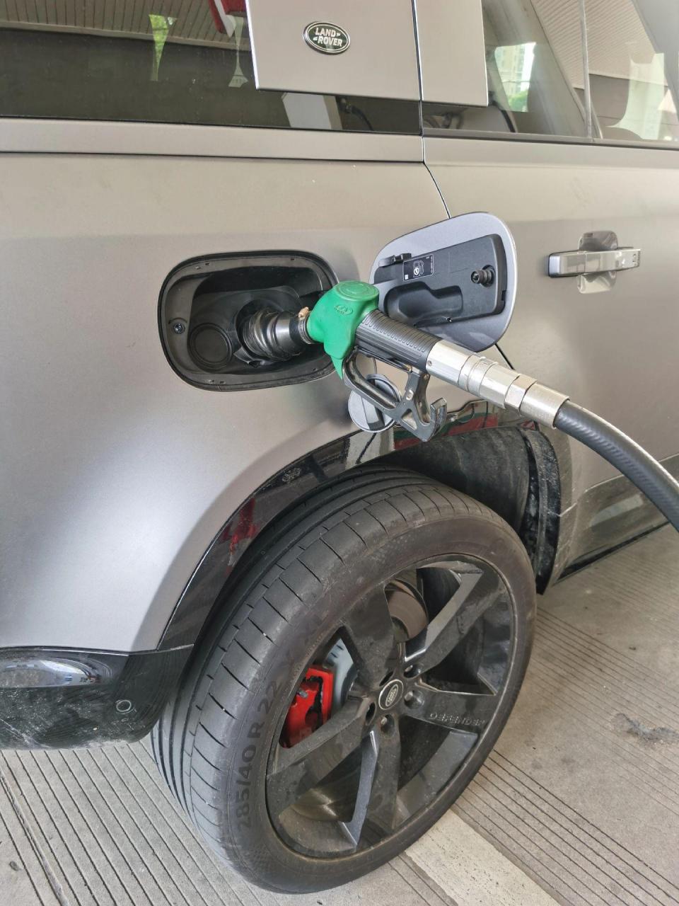 原车90升油箱 升级双油箱175升 路虎卫士升级改装