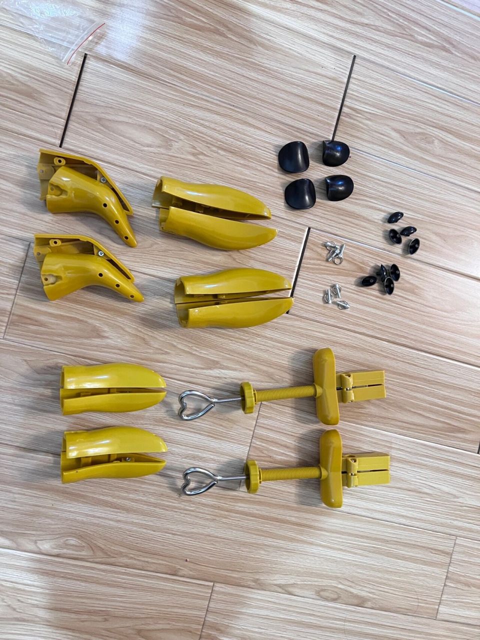 通用型扩鞋器太好用啦～ 长胖了后鞋子小了半码至一码 	 很多都一次没