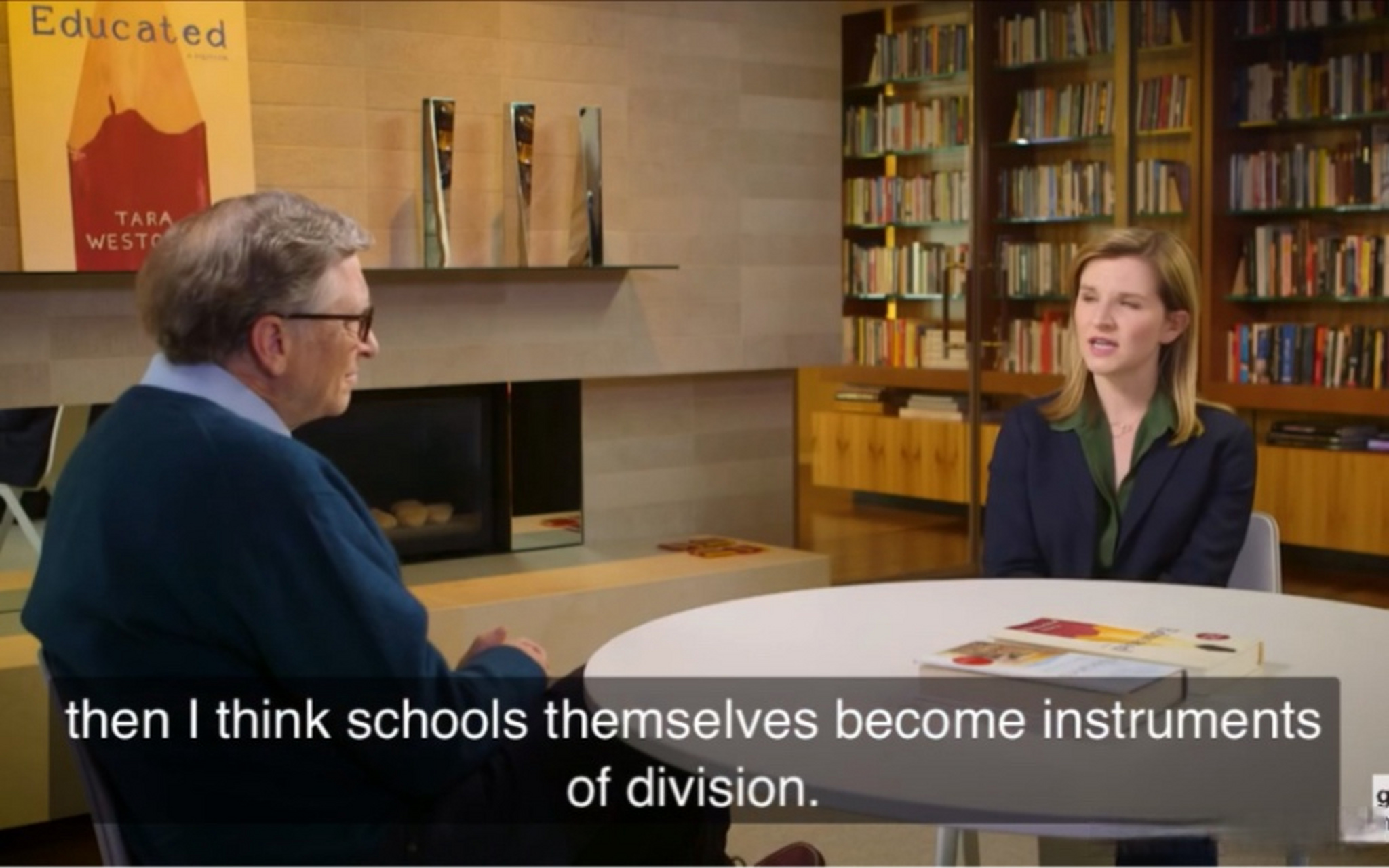 这位美国80后女孩塔拉·韦斯特弗出生于1986年,那一年比尔·盖茨31岁