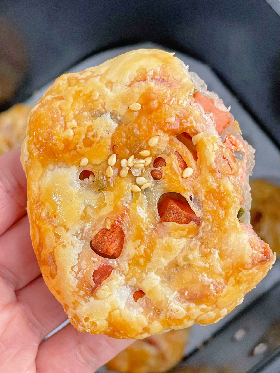 再发一次,空气炸锅葱油饼 酥脆掉渣,满口葱香,真的香迷糊了!