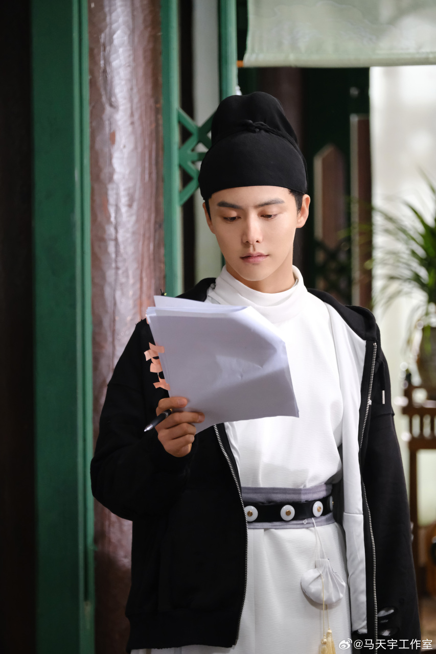 新春启新幕,送上一组馬天宇 片场工作花絮92 #马天宇喜卷常乐城##喜