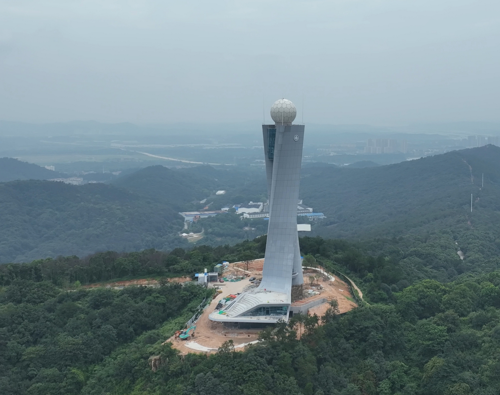 武汉预警雷达学院图片