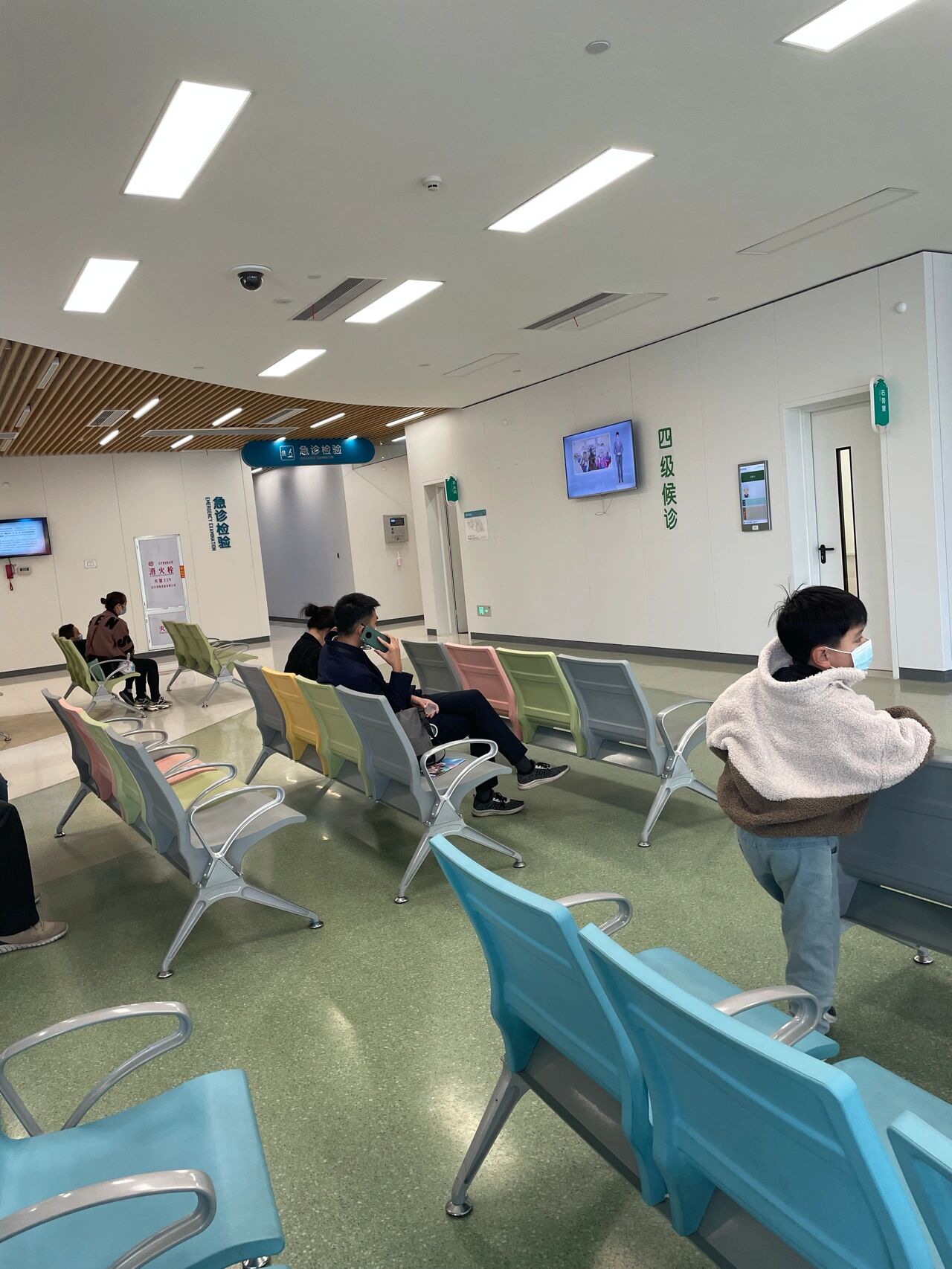 福建省儿童医院 分院刚好设立在家附近,因为我刚好住在晋安区,今天